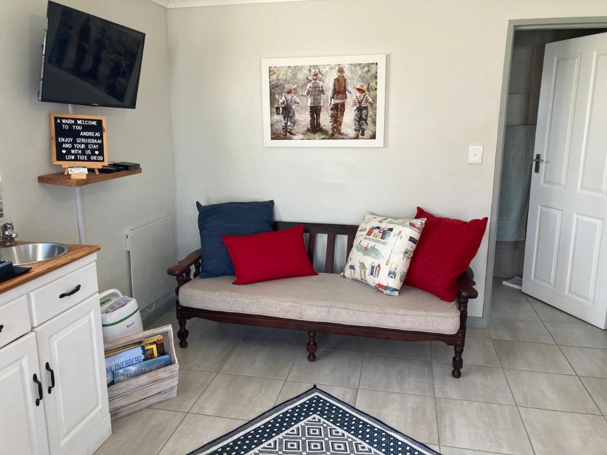 C-Pampoentjie Apartment สตรุยส์บาย ภายนอก รูปภาพ